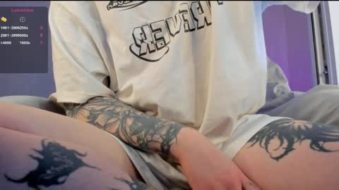  Alice  online show from March 28, 11:43 am