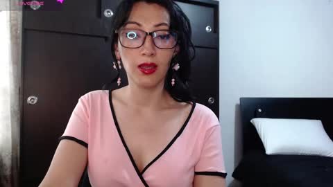 Snapshot of alice_mossa10 chatting on December 14, 9:13 pm alice mossa online show from December 14, 9:13 pm
