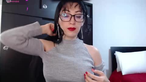 Snapshot of alice_mossa10 chatting on February 23, 9:26 pm alice mossa online show from February 23, 9:26 pm