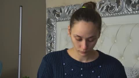 AliceMunro online show from February 17, 7:09 pm