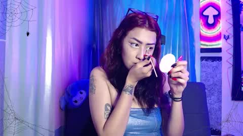      online show from October 4, 8:51 pm