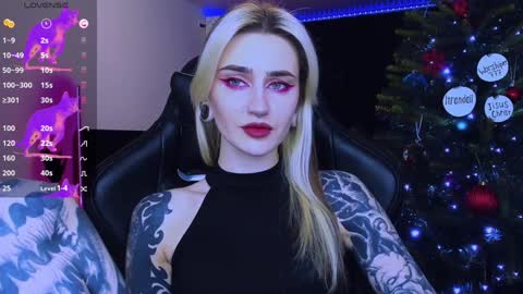 Alice online show from December 18, 6:03 pm