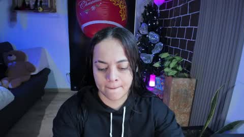 Snapshot of alice_star7 chatting on December 26, 12:27 pm Alice online show from December 26, 12:27 pm