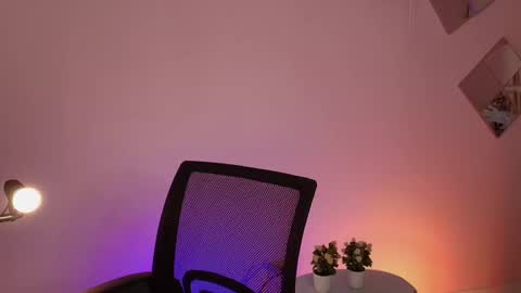 Snapshot of alice_steffen chatting on February 27, 5:13 am evedam online show from February 27, 5:13 am