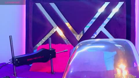 Snapshot of alice_summer1 chatting on January 15, 10:35 pm alice_summer1 online show from January 15, 10:35 pm