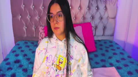 Snapshot of alice_summer1 chatting on March 29, 9:59 pm alice_summer1 online show from March 29, 9:59 pm