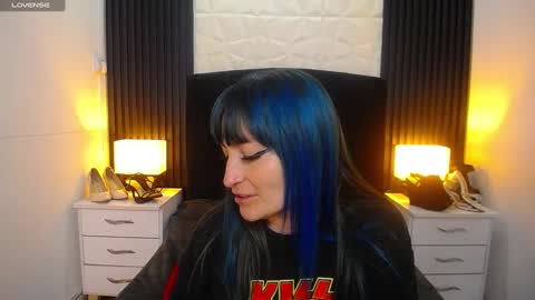 Alice online show from December 19, 11:50 am