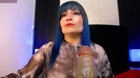 Alice online show from October 4, 7:12 pm