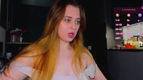 Alice online show from May 16, 3:33 pm
