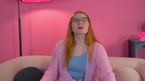 Alice online show from November 8, 6:51 pm