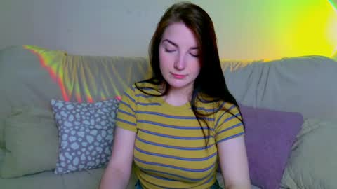 alicechanell online show from May 12, 3:25 am