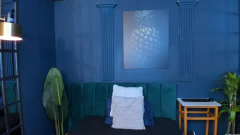 Snapshot of alicecoule chatting on April 4, 12:13 pm Alice online show from April 4, 12:13 pm