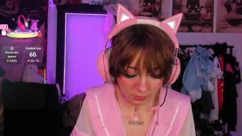 Alice  online show from April 23, 6:47 am