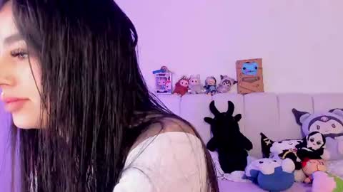 Alice  online show from June 20, 7:16 pm