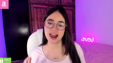 Aliceee  ..   97YP9VWGZHrefnav wishlist lists 1 online show from February 19, 5:42 pm