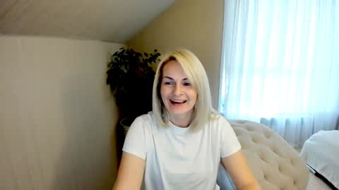 Alicee online show from December 8, 10:19 am