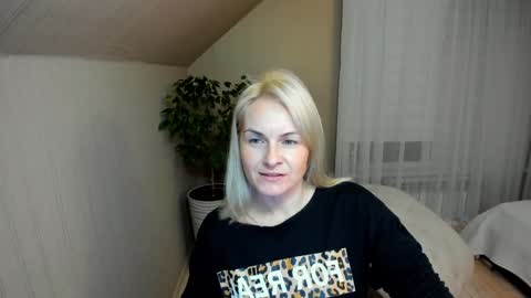 Alicee online show from January 3, 6:03 pm