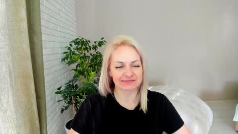 Alicee online show from February 8, 8:42 am
