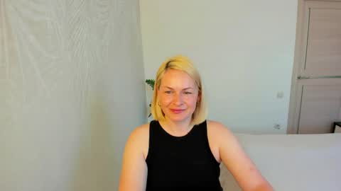 Alicee online show from May 8, 8:08 am