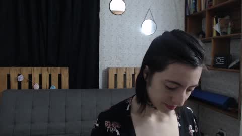 alicee_logan_ online show from January 12, 2:56 am