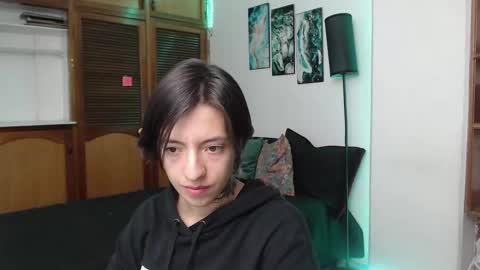 alicee_logan_ online show from September 11, 1:39 am