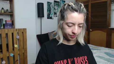 alicee_logan_ online show from May 4, 3:02 am