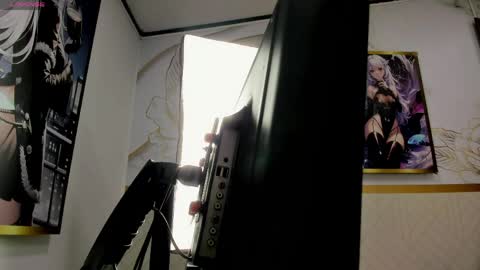 Snapshot of alicee_mature chatting on May 19, 7:31 pm alicee online show from May 19, 7:31 pm
