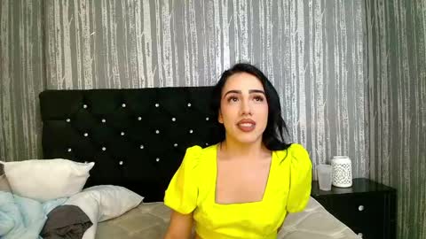 alicee_moonn online show from May 9, 7:41 pm