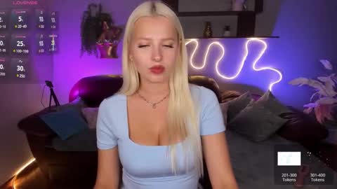 Alice online show from September 28, 10:09 am