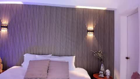 Snapshot of alicehanz_ chatting on October 10, 4:11 am Alice online show from October 10, 4:11 am