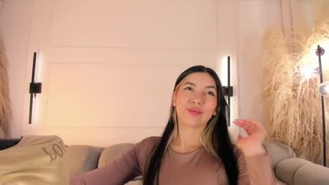 Snapshot of alicehanz_ chatting on April 22, 12:13 am Alice online show from April 22, 12:13 am