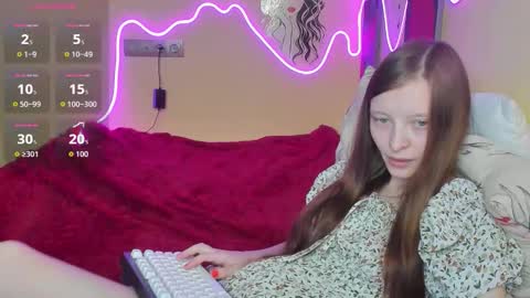 Alie online show from October 7, 1:25 am