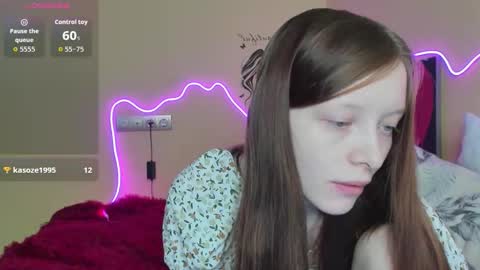 Alie online show from October 12, 1:37 am