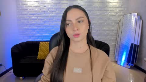 Snapshot of aliceharperx chatting on March 4, 3:11 am Alice online show from March 4, 3:11 am