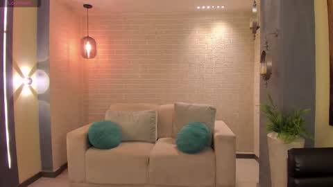 Alice online show from October 11, 12:15 pm