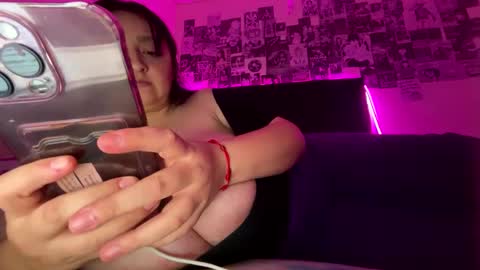 Aliceinboobieland online show from September 26, 12:14 am