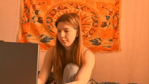 Alice online show from April 26, 5:05 am