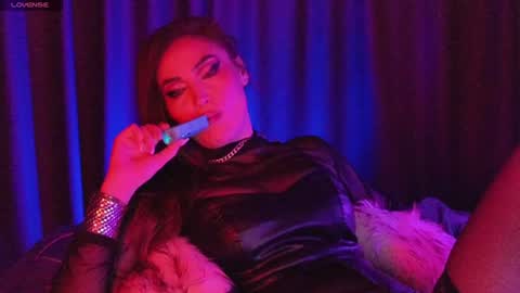 alicejameson online show from July 30, 9:58 pm
