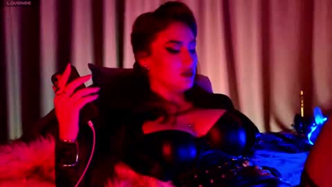 alicejameson online show from August 9, 9:20 pm