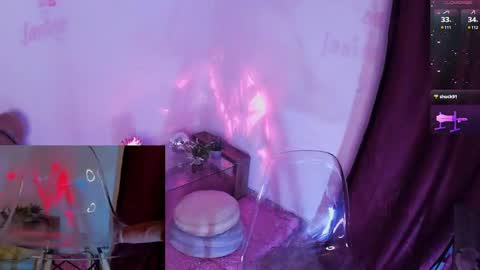 Snapshot of alicekingdom chatting on March 6, 1:16 am Alicekingdom online show from March 6, 1:16 am