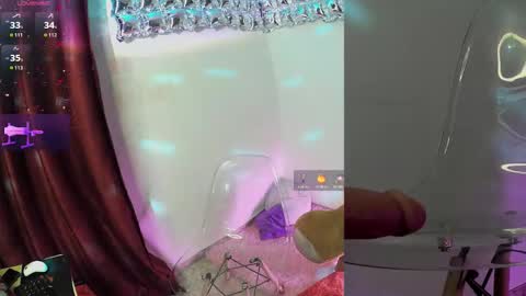 Snapshot of alicekingdom chatting on September 13, 12:43 am Alicekingdom online show from September 13, 12:43 am