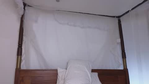 Alice  vacation  online show from March 26, 12:11 pm