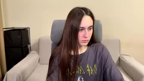 Snapshot of alicekollt chatting on April 14, 9:32 pm alicekollt online show from April 14, 9:32 pm