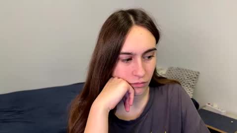 Snapshot of alicekollt chatting on April 23, 8:22 pm alicekollt online show from April 23, 8:22 pm