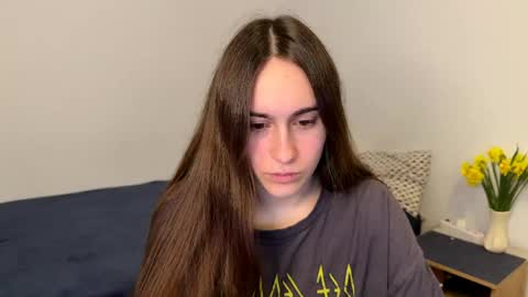 Snapshot of alicekollt chatting on April 26, 8:50 pm alicekollt online show from April 26, 8:50 pm