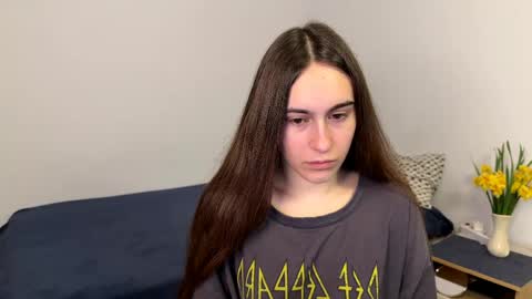 Snapshot of alicekollt chatting on May 1, 12:26 am alicekollt online show from May 1, 12:26 am