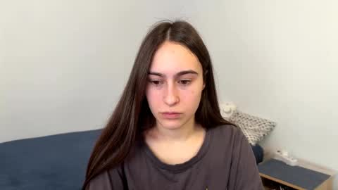 Snapshot of alicekollt chatting on May 5, 6:10 am alicekollt online show from May 5, 6:10 am