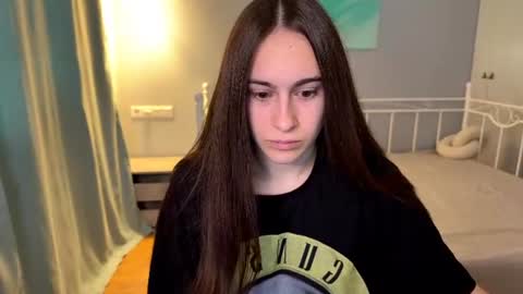 alicekollt online show from June 25, 12:42 pm