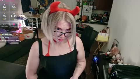 Alice Liddell online show from October 9, 3:15 am