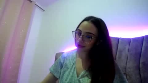 Your Alice  online show from October 25, 3:03 am